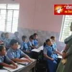 देवरिया में बीएसए का स्कूल निरीक्षण: बच्चों को हीटवेव और बारिश से बचाने को दिए दिशा-निर्देश