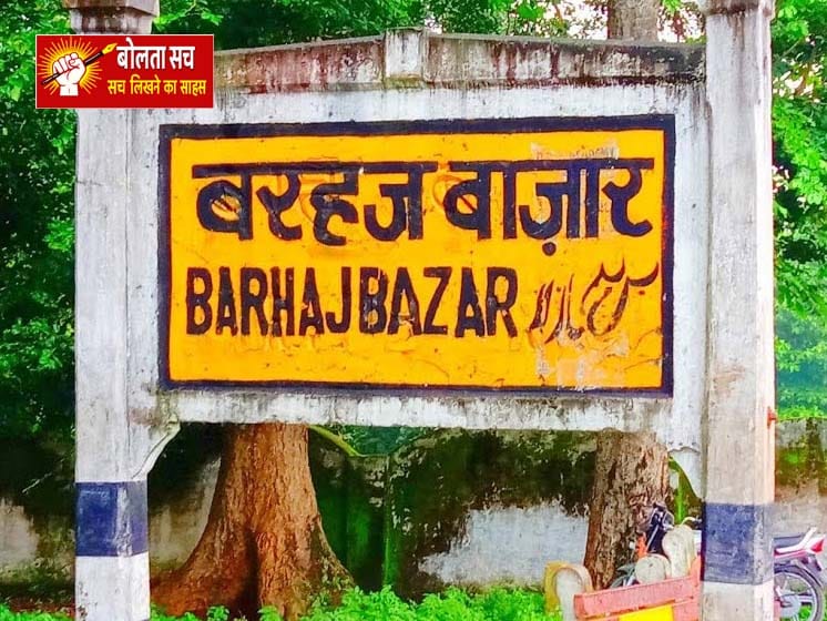 कमरे में फंदे से लटकी