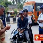 देवरिया में ट्रैफिक नियम तोड़ने पर 62 चालान