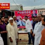 पूर्व मुख्यमंत्री अखिलेश यादव के जन्मदिन पर समाजवादियों का जोश, अजय मद्धेशिया ने की मिठाई वितरण