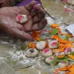 पितृ पक्ष की शुरुआत: पूर्वजों की तृप्ति से ही जीवन में आती है शांति