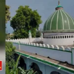 देवरिया: ओवरब्रिज के नीचे बनी मजार मामले की सुनवाई 18 सितंबर तक टली