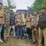 गोरखपुर-कुशीनगर पुलिस मुठभेड़: नीट छात्र हत्याकांड का आरोपी घायल, दोनों पैरों में गोली; चार गिरफ्तार