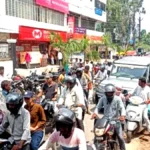 ओवरब्रिज पर टैंकर खराब होने से घंटों जाम, अभ्यर्थियों को पैदल लौटना पड़ा