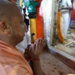 भव्य दीपोत्सव के बाद CM योगी ने किए हनुमानगढ़ी और श्रीरामलला के दर्शन, प्रदेशवासियों के कल्याण की कामना