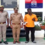 रुद्रपुर पुलिस ने हत्या के वांछित आरोपी को किया गिरफ्तार, वारदात में इस्तेमाल चाकू बरामद