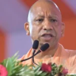 सीएम योगी का बिहार में चुनावी हमला: “माफिया और अपराधियों को सत्ता का स्वाद नहीं चखने देना है, यूपी में बुलडोजर से खत्म किया माफियाराज”