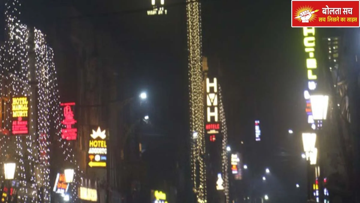 Hotels in Kashi during Dev Deepawali
