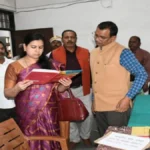 मतदाता सूची पुनरीक्षण 2026: देवरिया की डीएम दिव्या मित्तल ने लिया तैयारियों का जायजा, दिए सख्त निर्देश