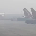 कोहरे में हवाई यात्रियों को राहत: फ्लाइट कैंसल/देरी की जानकारी 8–10 घंटे पहले देने की तैयारी