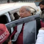 गाजीपुर बॉर्डर पर कैबिनेट मंत्री संजय निषाद को रोके जाने से हंगामा, प्रशासन पर लगाए गंभीर आरोप