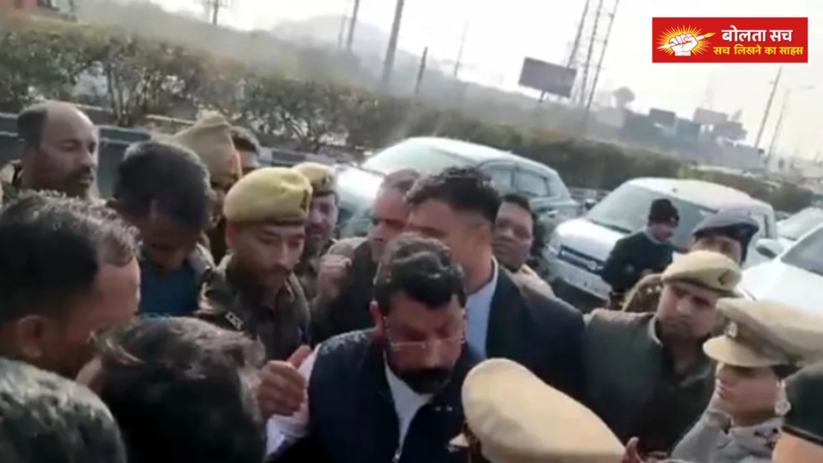 Chandrashekhar Azad on NH-9