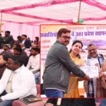 देवरिया में उत्तर प्रदेश दिवस पर सरस मेले का शुभारंभ, ग्रामीण उत्पाद और योजनाएं बनीं आकर्षण का केंद्र