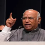 आर्थिक समीक्षा में आरटीआई की समीक्षा के सुझाव पर कांग्रेस का हमला, खरगे ने पूछा—मनरेगा के बाद अब आरटीआई की बारी?