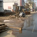देवरिया में सड़कें बार-बार खोदने से मिलेगी राहत, पहले बिछेगी पेयजल पाइपलाइन फिर बनेगी सड़क