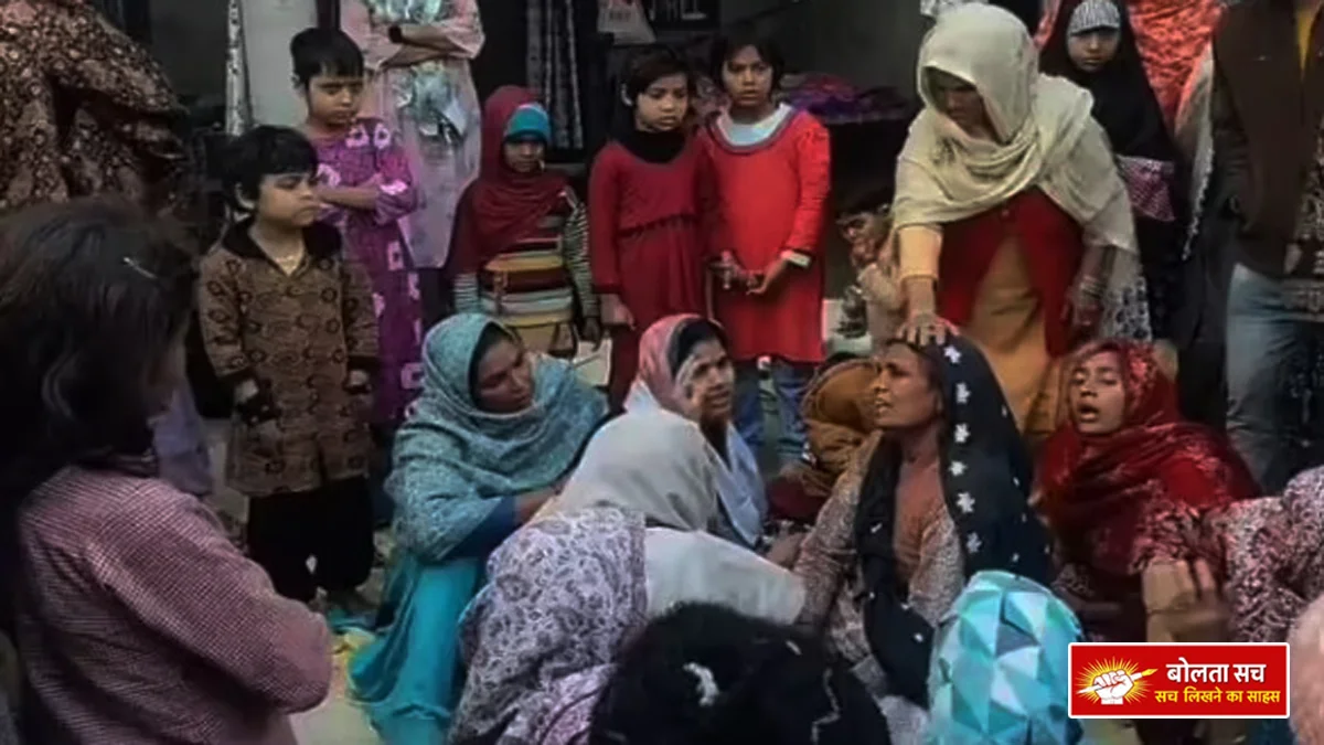 A minor dispute took place in Shamli.