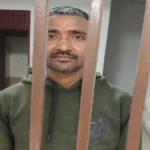 गोरखनाथ मंदिर गेट पर युवक का हंगामा, पीएसी जवान से हाथापाई; असलहा छीनने की खबर अफवाह