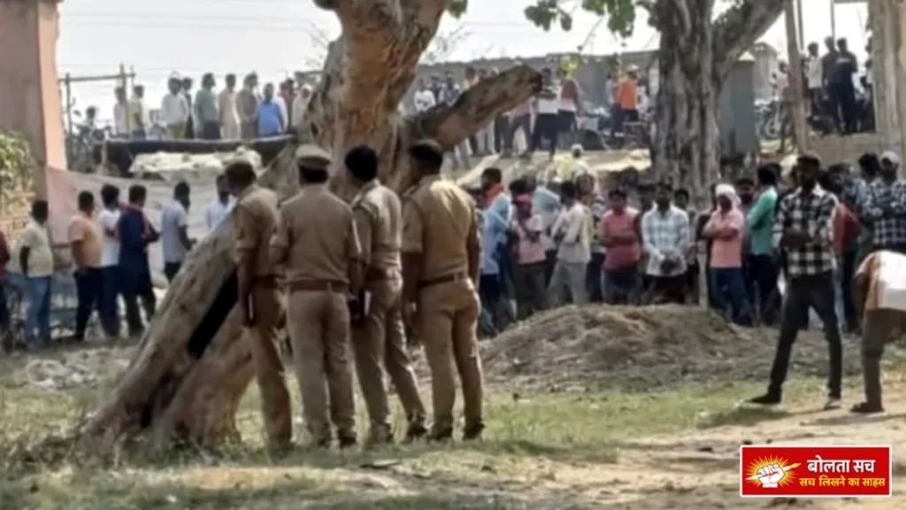 Naked on a tin shed in Gorakhpur