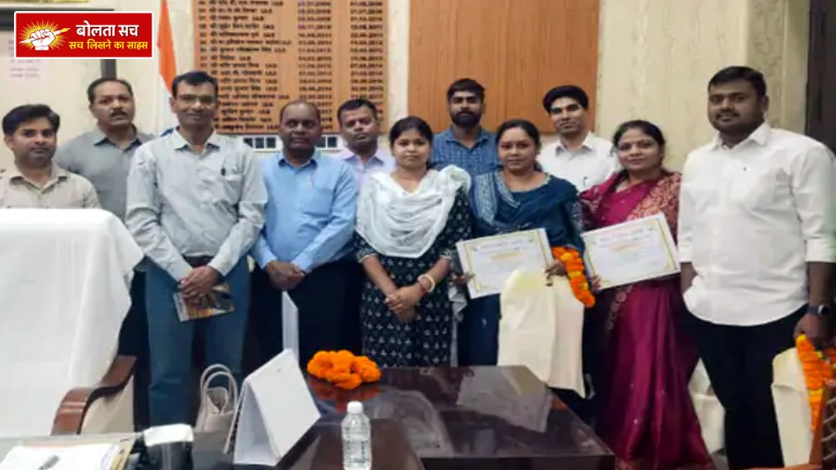 Transparent elections in Deoria