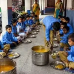 बेसिक स्कूलों के रसोइयों के लिए बड़ी राहत, 62 वर्ष हो सकती है सेवानिवृत्ति की उम्र