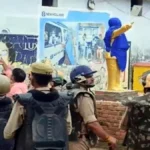 देवरिया : लबकनी में खलिहान की जमीन से हटाई गई डॉ. आंबेडकर की प्रतिमा, पथराव में एसओ घायल; 12 लोग हिरासत में